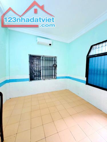 Bán Nhà Xã Đàn 18M x 5T Giá 3,68 Tỷ. Lô góc, 30m ra mặt phố, ngõ nông - 2