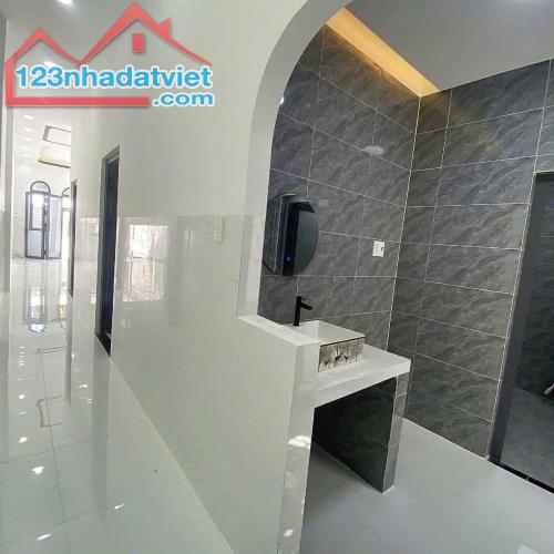 CHÍNH CHỦ BÁN GẤP CĂN NHÀ CẤP4 - 2