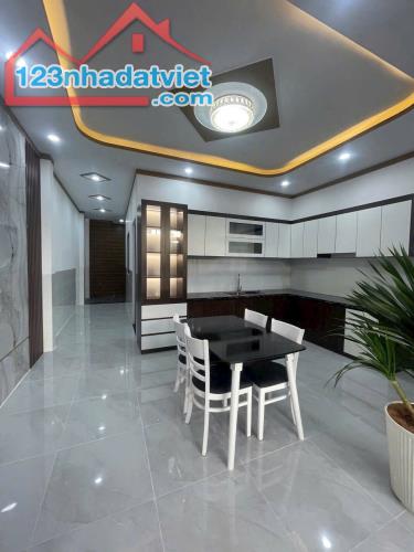 CHÍNH CHỦ BÁN GẤP CĂN NHÀ CẤP4 - 3