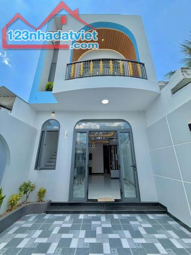 Bán nhà mới xây, đẹp hiện đại ngay Trạm thu phí Bửu Long – Biên Hòa, Đồng Nai