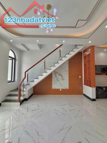 Bán nhà mới xây, đẹp hiện đại ngay Trạm thu phí Bửu Long – Biên Hòa, Đồng Nai - 1