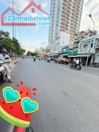 Bán hoặc cho thuê nhà MT Lạc Long Quân P.10, Quận 11 - 3