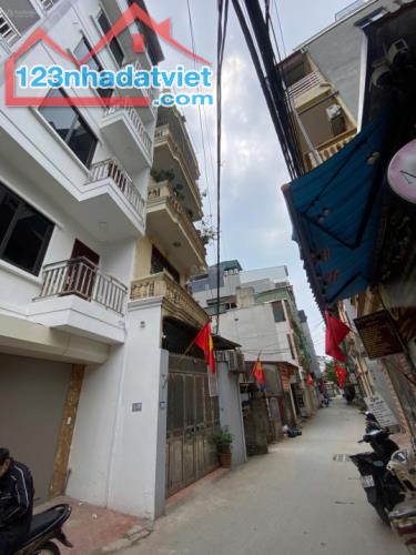 https://batdongsan.com.vn/ban-nha-rieng-xa-thanh-liet/-tri-ban-56m-x-5-tang-gia-chi-14-ty-