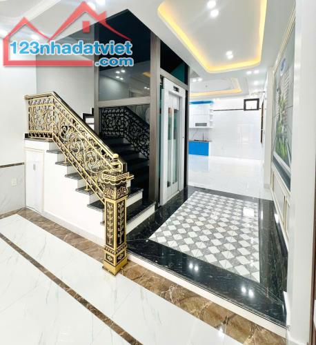 Mrs Tâm Bán nhà 4,5 tầng thang máy đô thị Hồ Đá, Sở Dầu, Hồng Bàng, Hải Phòng. 63m2-5,8 tỷ