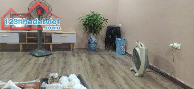 Cần bán nhà Phố Huế, trung tâm phố cổ, diện tích hơn 100m2, giá 4.25 tỷ - 1