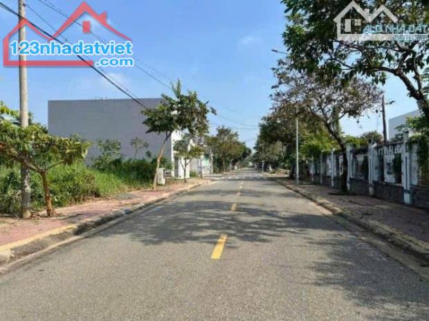 Chính Chủ Cần Bán Lô Đất Mặt Tiền Vị Trí Đẹp Tại Bà Rịa Vũng Tàu