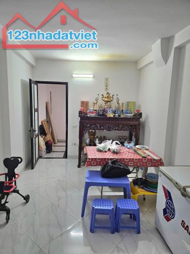 Bán nhà An Dương Vương dt 30m 6 tầng giá nhỉnh 6 tỷ Tây Hồ - 3