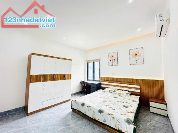Cần bán nhà lô góc siêu thoáng 100m2- Full nội thất- Dọn vào ở ngay- chỉ 3,x tỷ - 4