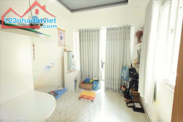HƠN 7 TỶ NHÀ QUẬN 3 - HẺM THẲNG TRỤC NGUYỄN THIỆN THUẬT - 5 TẦNG 5PN MỚI - ĐA CÔNG NĂNG - 3