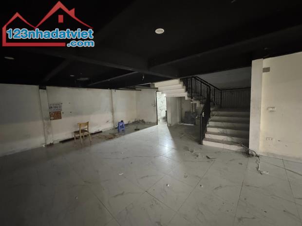 Bán nhà mặt phố Lạc Long Quân, Quận Tây Hồ, 150m2, Mặt tiền hơn 7m, giá chỉ 88 tỷ - 3