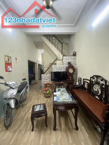 BÁN NHÀ LÔ GÓC 3 THOÁNG 15 TỶ 47m 4 TẦNG MT 10m VỈA HÈ Ô TÔ TRÁNH HOÀNG SÂM CẦU GIẤY - 3