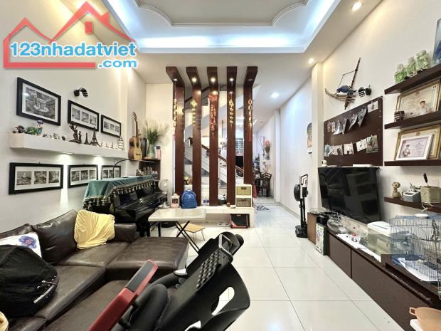 BÙI ĐÌNH TUÝ – P.24 BÌNH THẠNH – 52M² – HẺM Ô TÔ – GIÁ CHỈ 6.78 TỶ – TẶNG NHÀ, BÁN ĐẤT