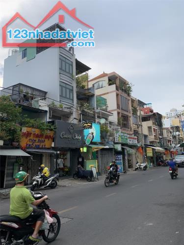 @ NHỈNH 10Tỷ- MẶT TIỀN TT Quận 5-39m2 4Tầng Ngay Nguyễn Biểu-Cao Đạt khu Sầm uất KD Đỉnh.