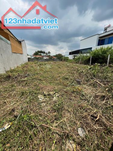 BÁN LÔ ĐẤT NỀN MẶT TIỀN ĐƯỜNG GẦN NGÃ 4 TÂN TRIỀU 144M2 SỔ RIÊNG - 2