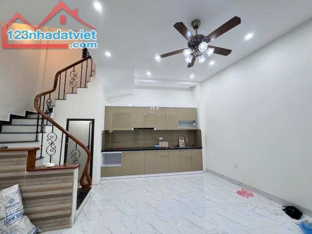 NHÀ NGÕ PHỐ QUAN NHÂN – THANH XUÂN – NHÀ XÂY MỚI – MT 5.8M – GIẢM SỐC 700TR