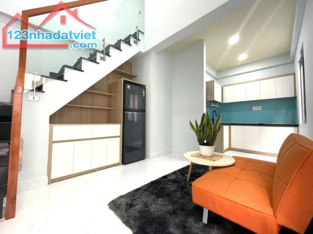 CHÍNH CHỦ CẦN Cho Thuê Căn Hộ DUPLEX Gần PARAGON Sài Gòn, Trung Tâm Hội Chợ Triển Lãm