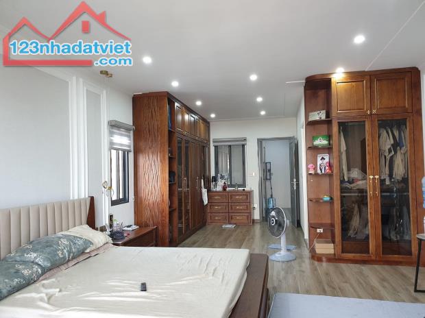 LIỀN KỀ YÊN NGHĨA PHÂN LÔ VỈA HÈ GẦN GA TẦU ĐIỆN NHỈNH 11TỶ - 3