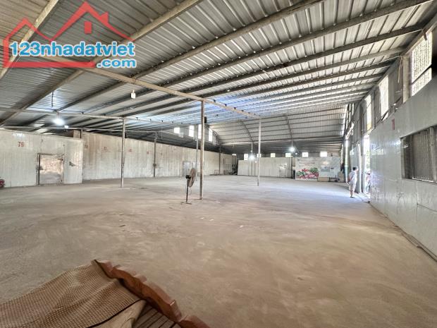 Cần cho thuê kho hàng Yên Viên, DTSD 1000m, container vào tận cửa, giá 50tr/th - 2