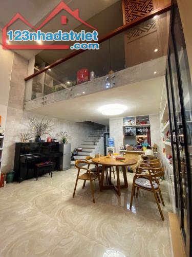 Bán nhà BỒ ĐỀ,LONG BIÊN , 100m 5T giá 26 ty oto KD - 3