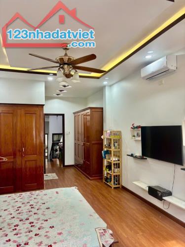 Bán nhà 3 tầng đường (5.5m) lề 2m Nguyễn Đức Trung, Thanh Khê, DT 91m2. Giá tỷ 950 tl - 4