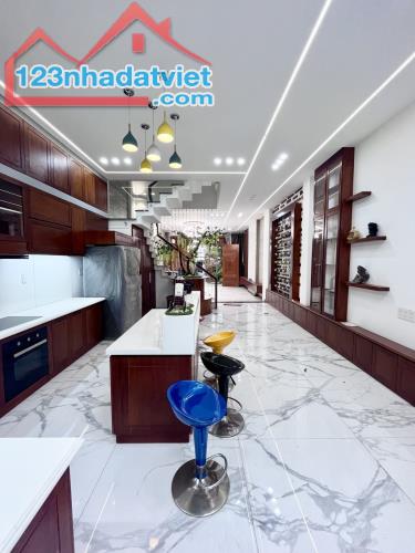 🔥 NHÀ MẶT TIỀN – NGAN KHỦNG 5M - XUÂN THỚI THƯỢNG - 138M2 🔥