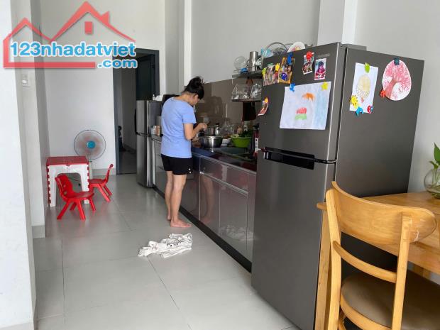 Về quê cần bán nhà cấp 4, 2PN gần chợ cây xăng 26 KP1A Tân Phong