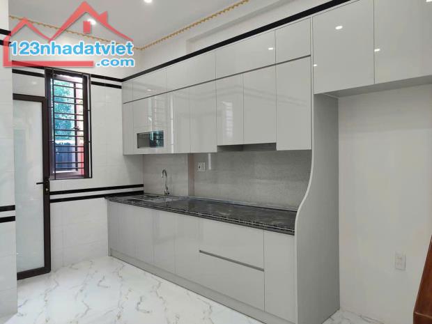🏡🏡 Siêu Phẩm 3 tầng xây độc lập tại trung tâm Trần thành Ngọ Kiến An Hp - 3