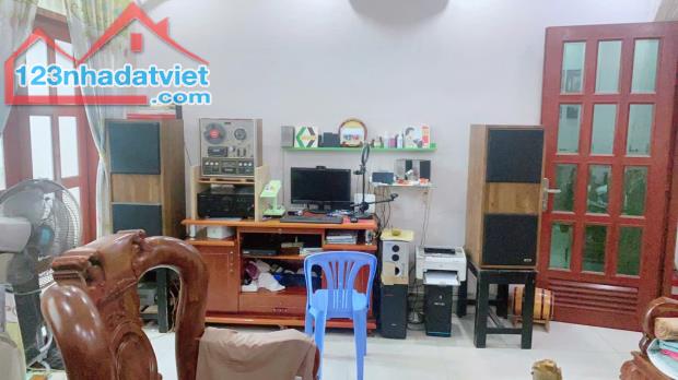 bán nhà HXH 100M2 Liên khu 4-5.BHHB.Bình Tân.4 tầng .5x20 - 5