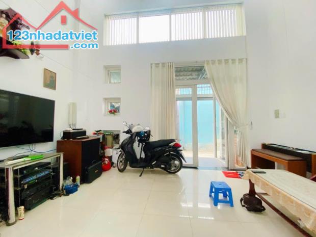 BÁN GẤP NHÀ VIP GẦN CHỢ PHẠM VĂN HAI –60M²  NỞ HẬU – 4 TẦNG  CHỈ NHỈNH 9 TỶ  TÂN BÌNH  CƠ - 1