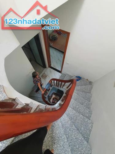 CHÍNH CHỦ CẦN BÁN CĂN NHÀ PHÚ LƯƠNG, GẦN PHỐ GẦN Ô TÔ, 33M2, 4 TẦNG, MT 4M GIÁ CHỈ 4,5 TỶ - 2