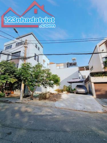 NGANG LỚN NHẤT KHU 8.5M - ĐỐI DIỆN CÔNG VIÊN - CẠNH GIGAMALL - ĐƯỜNG 8M THÔNG ÔM CÔNG VIÊN - 1