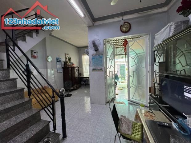 HẺM 3 GÁC, 10M RA HẺM Ô TÔ, LƯƠNG VĂN CAN, F15, Q8, 2 TẦNG, 67M2, 4.9 TỶ. - 2