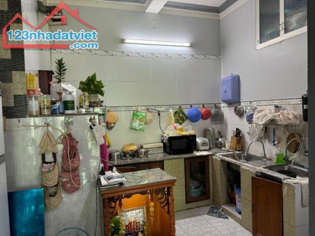 HẺM 3 GÁC, 10M RA HẺM Ô TÔ, LƯƠNG VĂN CAN, F15, Q8, 2 TẦNG, 67M2, 4.9 TỶ. - 5