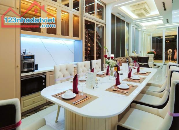 🔝Siêu Phẩm Mặt Tiền Mới Đẹp-DT Khủng 90m Ngang Gần 5m 4Tầng, Nội Thất Cao Cấp- 15Tỷ Hơn