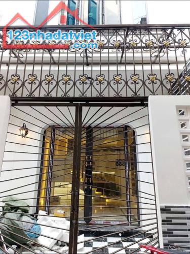 Bán nhà  phố HAI BÀ TRƯNG , Cát Dài, Lê Chân .3,25tỷ, 3 tầng,47m.