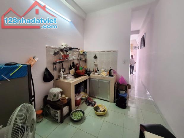Nhà Mới ở ngay, Tăng Nhơn Phú B, Quận 9, Dt 41m2( 3 x 13 ), 2 tầng, chỉ 2.55ty - 3