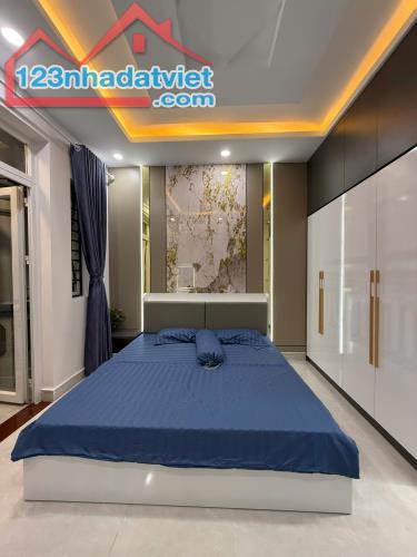 BÁN GẤP NHÀ MẶT TIỀN THỚI AN 13, QUẬN 12 –4 TẦNG, 100m²–CHỈ 9,5 TỶ –FULL NỘI THẤT CAO CẤP - 1