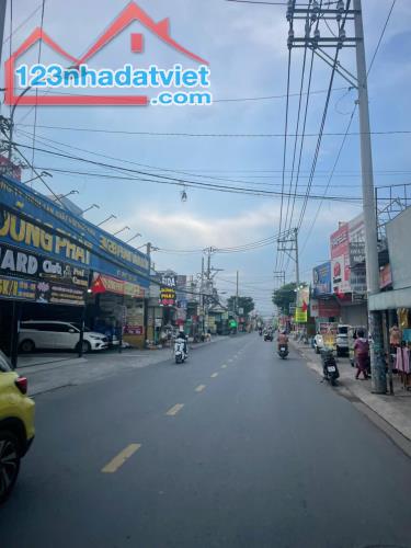 Bán nhà mặt tiền 15x40m giá 25 tỷ Đường Phan Văn Hơn - 2
