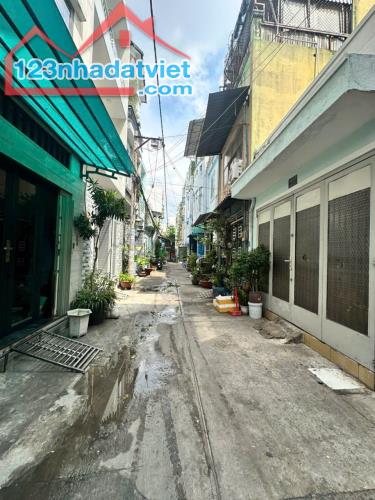 Hẻm 4m thông Trần Văn Ơn , P.Tân Sơn Nhì - DT : 4x10.5m - lửng 2 lầu st - Giá : 5.8 tỷ TL - 1