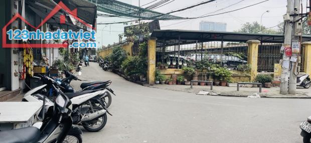 NHÀ PHỐ ĐỐNG ĐA  - ĐƯỜNG LÁNG -Ô TÔ - KINH DOANH , DIỆN TÍCH 95M ,GẦN BA ĐÌNH GIÁ 16.2 TỶ - 2