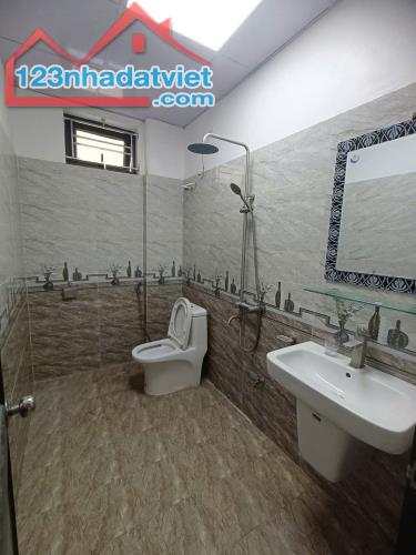 BÁN NHÀ ĐẸP 1.89 TỶ 3 TẦNG 56M2  KHU ĐÔNG MẠC PHÙ NGHĨA - 5