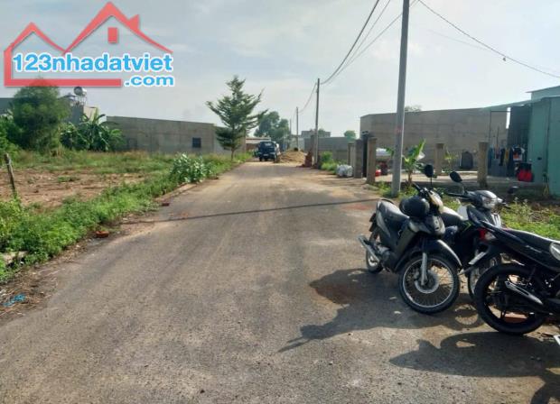 Kẹt tiền nên bán căn nhà 122m2 ở xã Tân Phú Trung - Củ Chi giá 720 triệu. - 1