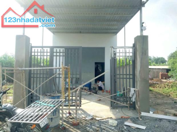 Kẹt tiền nên bán căn nhà 122m2 ở xã Tân Phú Trung - Củ Chi giá 720 triệu. - 2