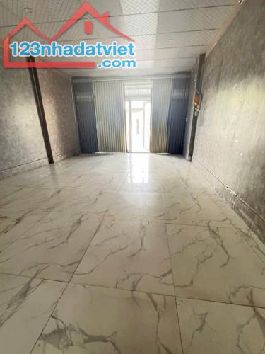 Chủ nhà cần bán nhà tại củ chi 6mx24 giá 670tr - 2