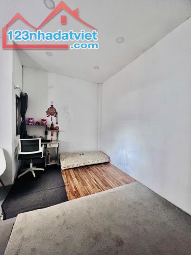 BÁN NHÀ HẺM XE HƠI UNG VĂN KHIÊM, PHƯỜNG 25, QUẬN BÌNH THẠNH – DT 89M2, NGANG 5.7M – NHÀ C - 1