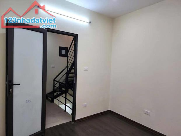 BÁN NHÀ 4 TẦNG, 3 PN - PHỐ VỌNG, HAI BÀ TRƯNG - GIÁ 4 TỶ - VỊ TRÍ VÀNG - 4