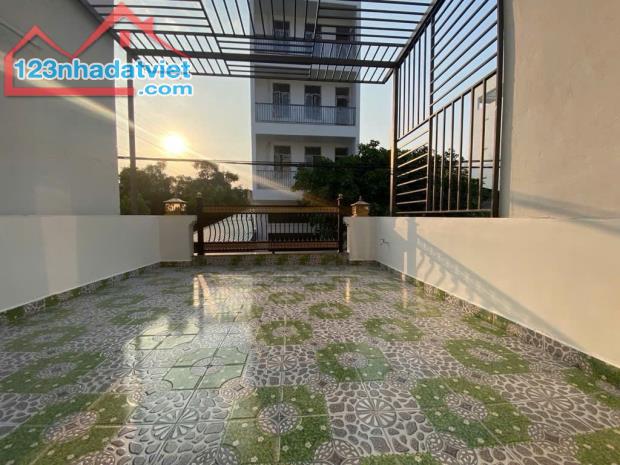 Bán Nhà Mặt Tiền,Ngay Ngã Tư Bốn xã,BHHA ( 4m x 16 m x 3 Tầng) 6,95 Tỷ TL - 4