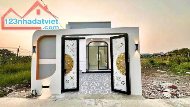 NHÀ CẤP 4 CHO VỢ CHỒNG MỚI CƯỚI CỰC ĐẸP, SỔ HỒNG RIÊNG 300TR SỞ HỮU