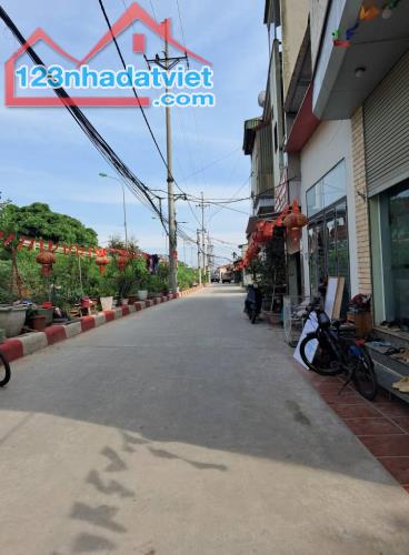 Bán Đất 72m² – Ngõ 54 Trịnh Công Sơn, Gần Công Viên Nước – Ô Tô Vào Tận Nhà