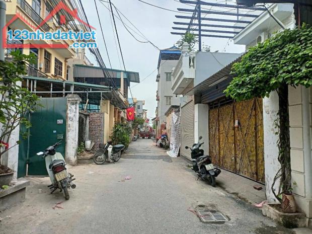 Bán Đất 72m² – Ngõ 54 Trịnh Công Sơn, Gần Công Viên Nước – Ô Tô Vào Tận Nhà - 1